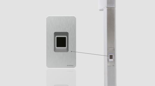 Haustür Öffnung per Fingerscan ekey